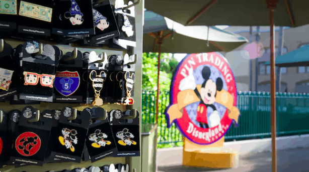Disney with Kids: The Guide To Official Pin Trading