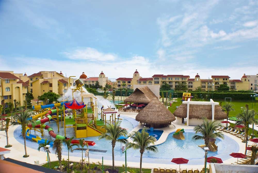 Mexico Resorts with the Best Waterparks for Kids