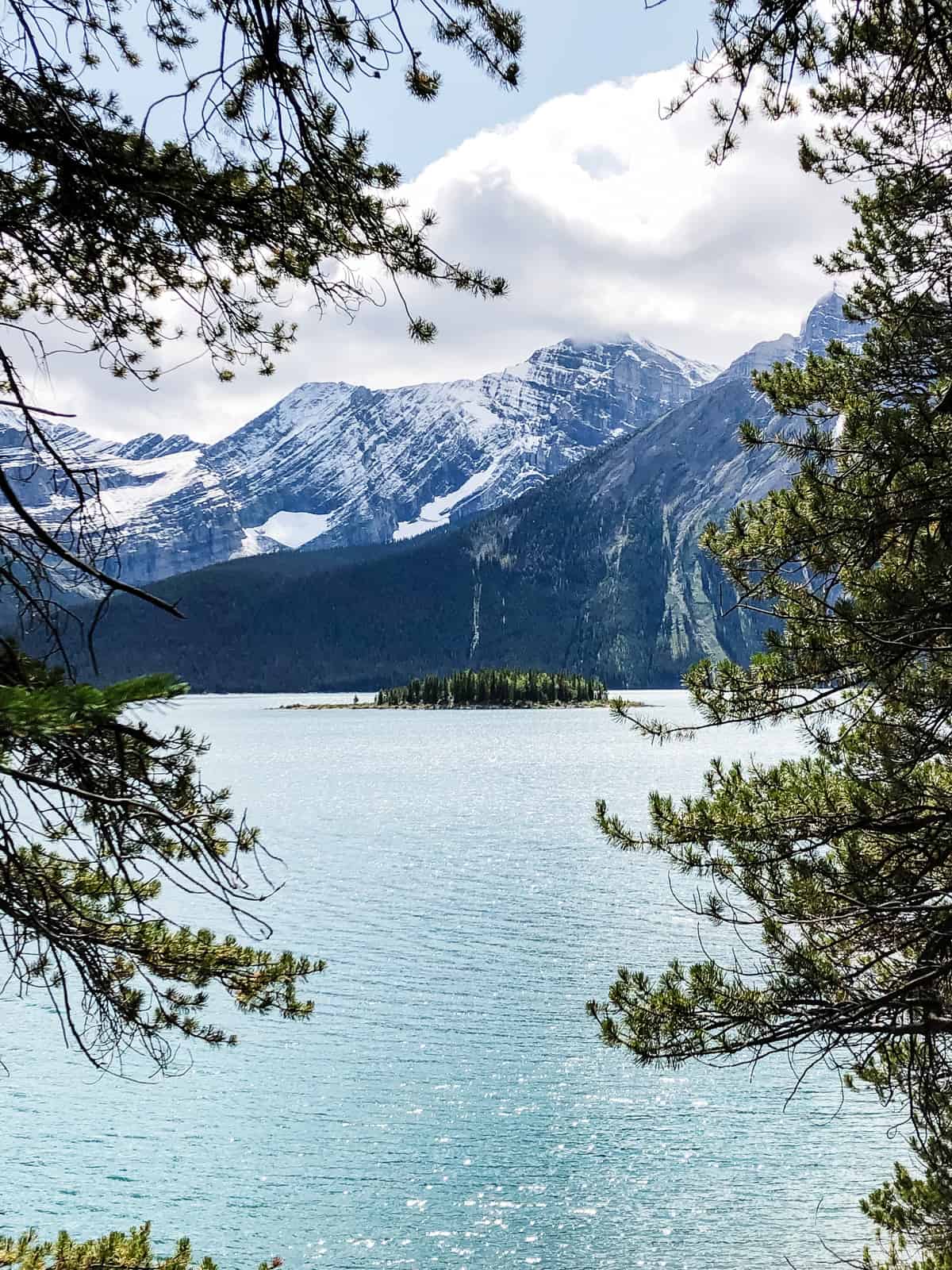 Hiking Upper Kananaskis Lake