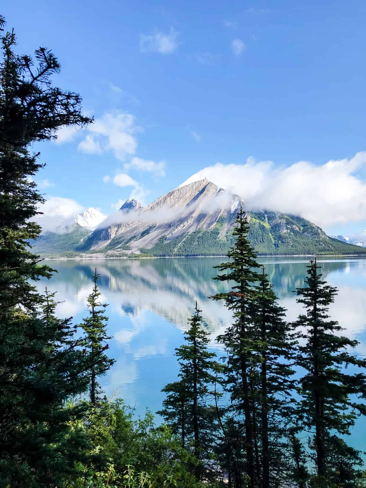 Hiking Upper Kananaskis Lake