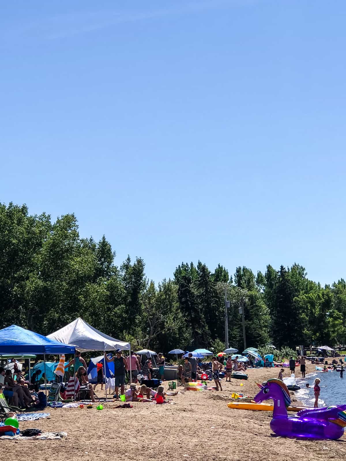 The beach at Kinbrook Island Provincial Park