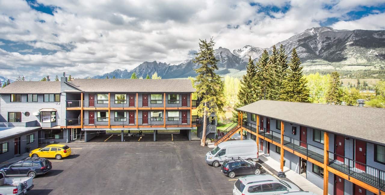 Lamphouse Hotel, Canmore